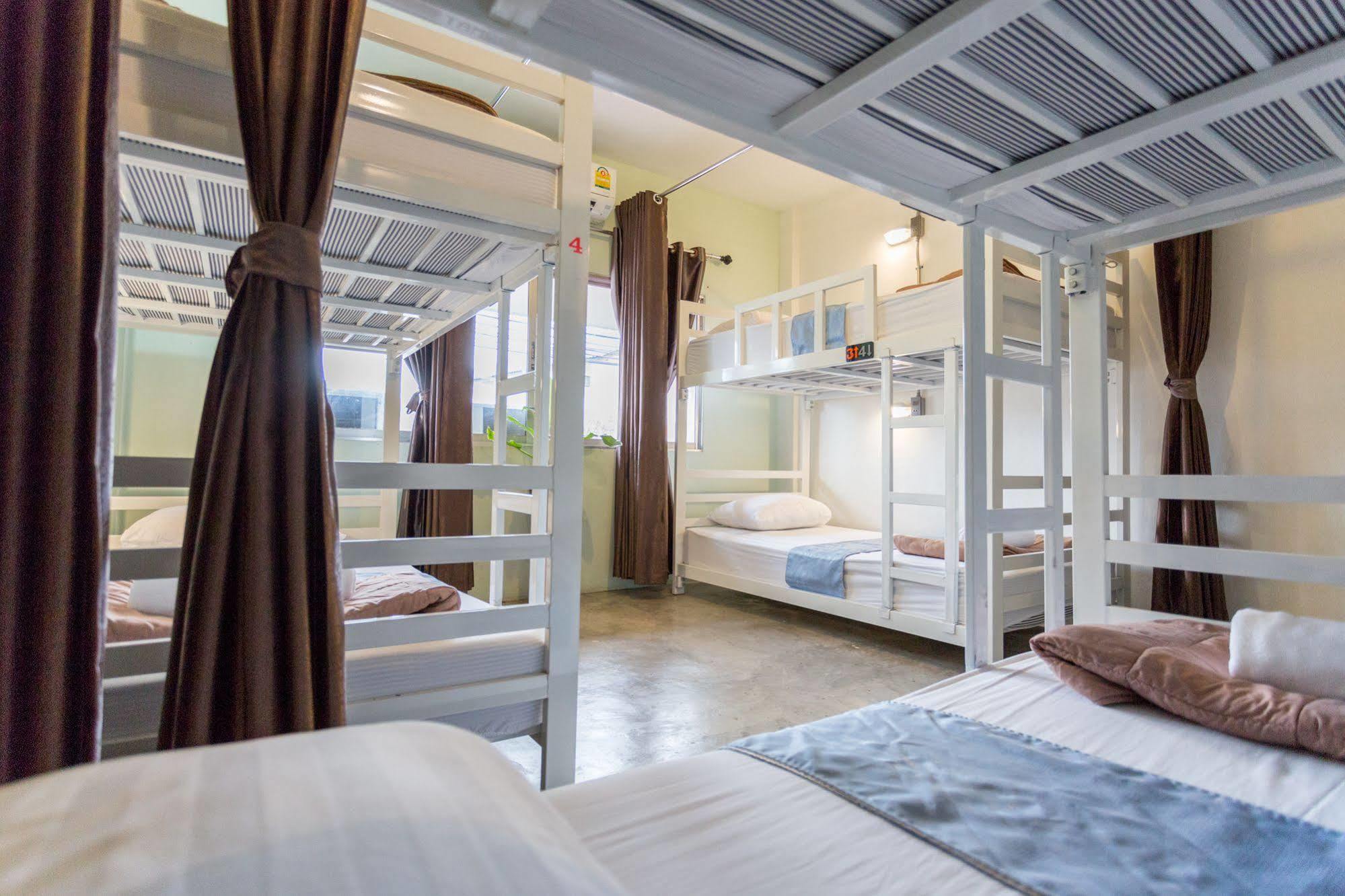 Отель Zzhouse Чиангмай Экстерьер фото